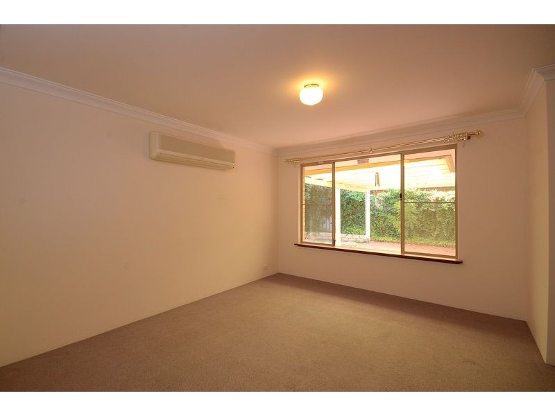 32B Conochie Crescent, Manning WA 6152
