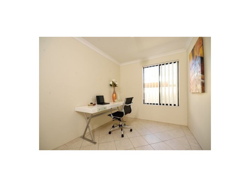 2/134 Manning Road, Manning WA 6152