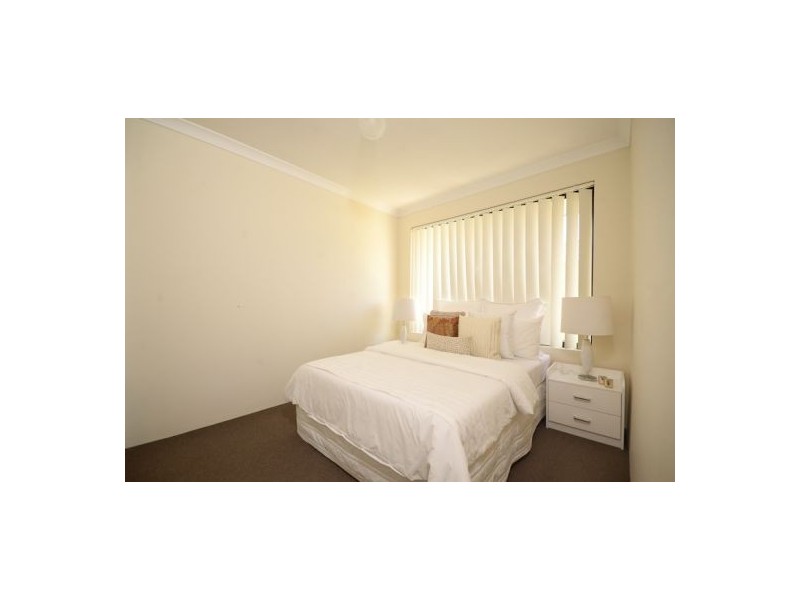 2/134 Manning Road, Manning WA 6152