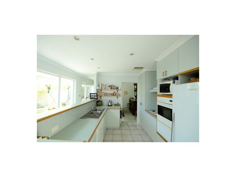 2/39 Bruce Street, Como WA 6152