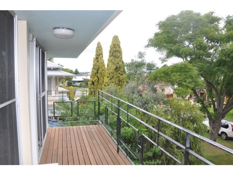 4 Success Crescent, Salter Point WA 6152
