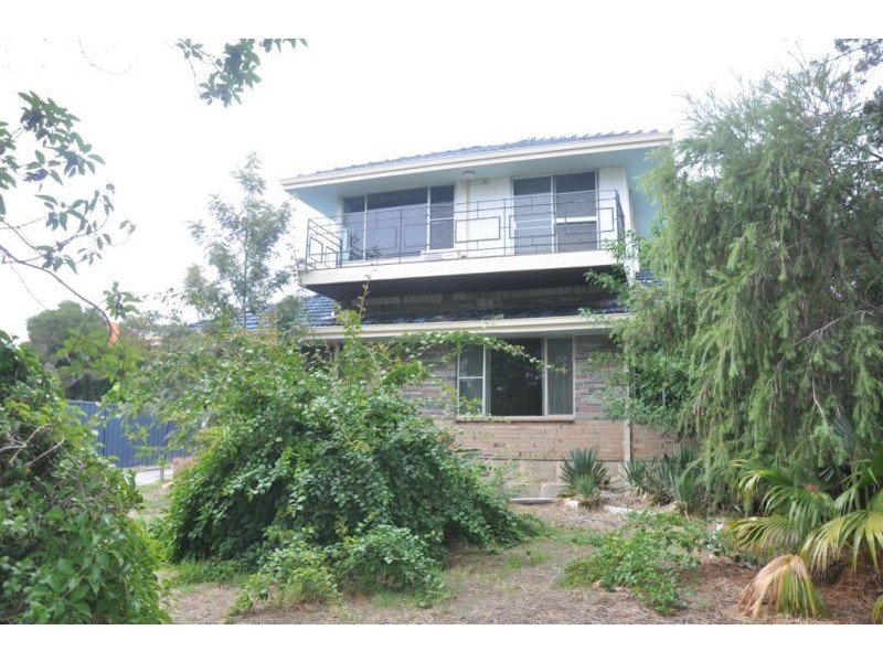 4 Success Crescent, Salter Point WA 6152