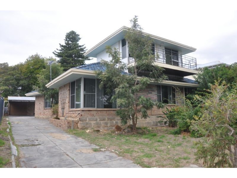 4 Success Crescent, Salter Point WA 6152