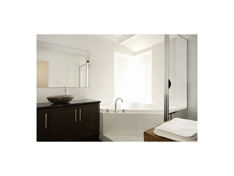 14 Marsh Avenue, Manning WA 6152