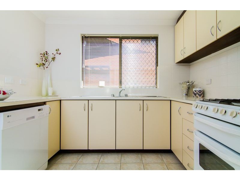 3/70 Eric Street, Como WA 6152