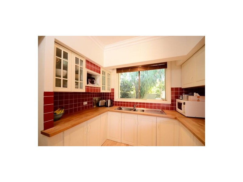 32 Pinetree Gully Road, Willetton WA 6155