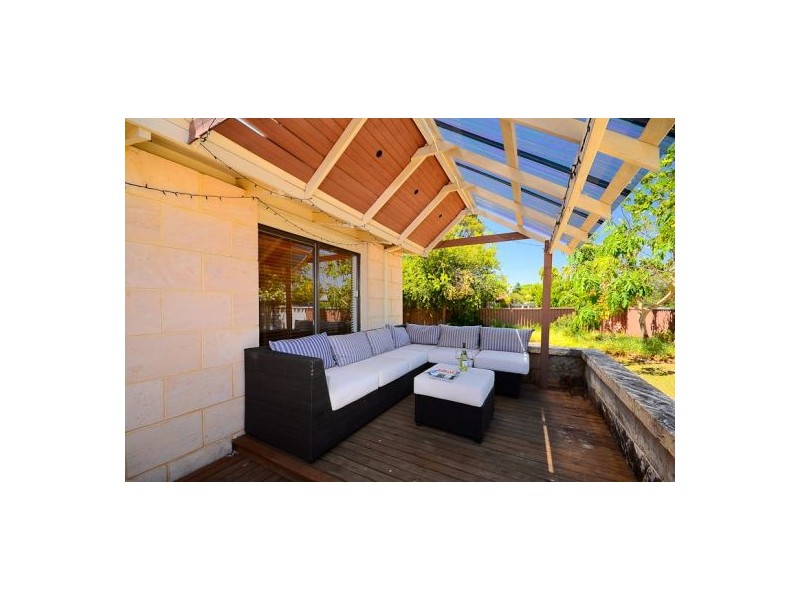 32 Pinetree Gully Road, Willetton WA 6155