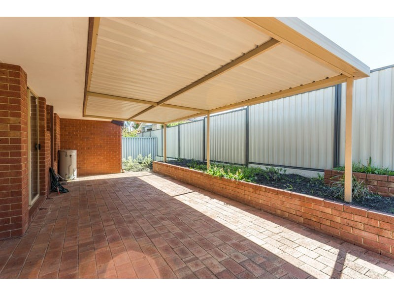 2/11 Goddard Street, Lathlain WA 6100