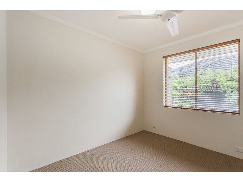 1/7 Mcdougall Street, Como WA 6152