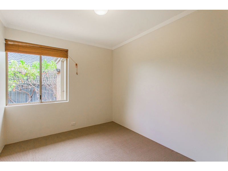 1/7 Mcdougall Street, Como WA 6152