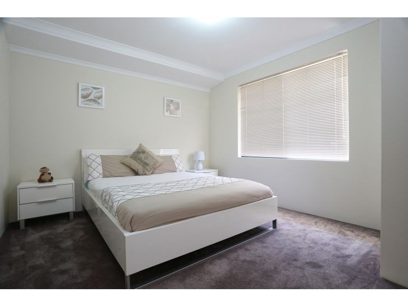 16a Carlisle Street, Shoalwater WA 6169
