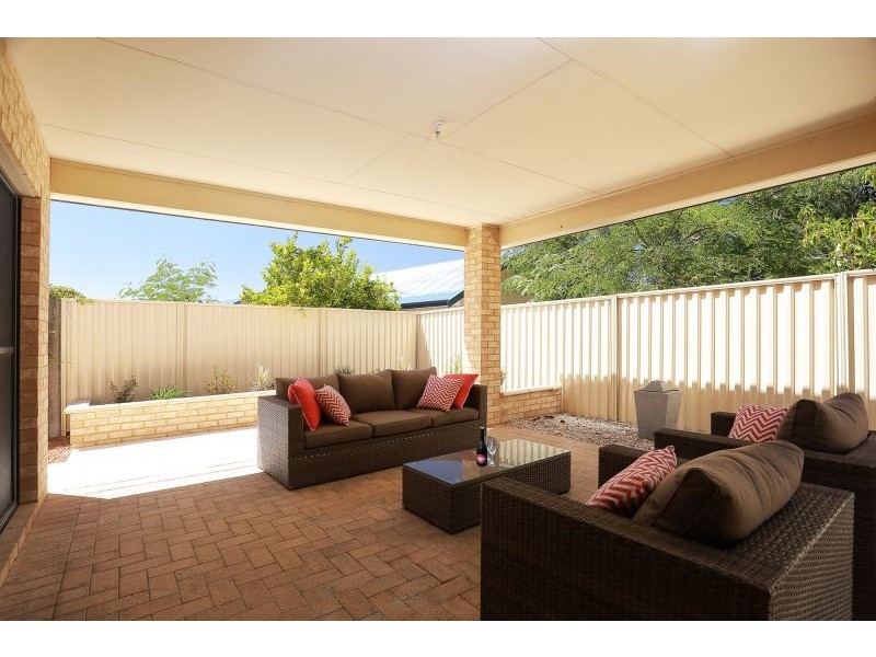 16a Carlisle Street, Shoalwater WA 6169