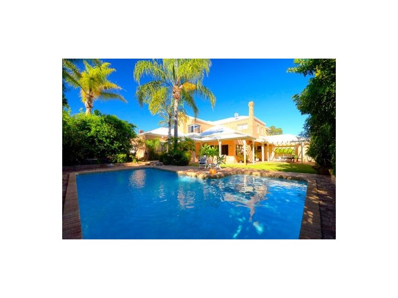 29 Riverton Drive, Rossmoyne WA 6148