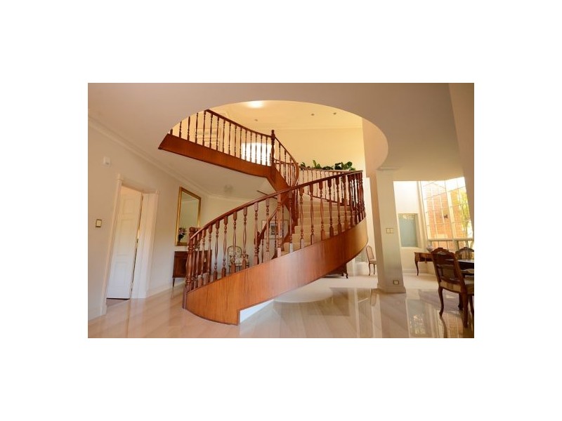 29 Riverton Drive, Rossmoyne WA 6148