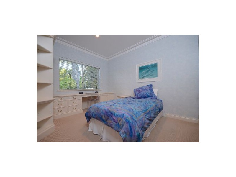 29 Riverton Drive, Rossmoyne WA 6148