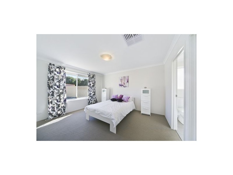 1/108 Walpole Street, Bentley WA 6102