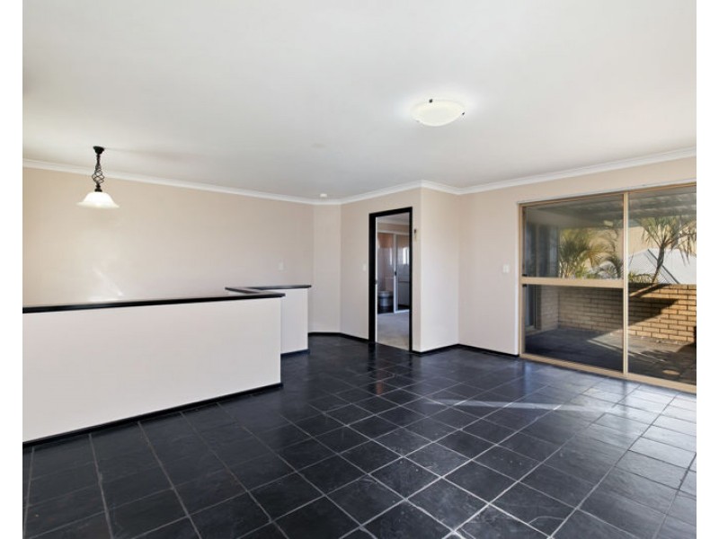 4/87 Mary Street, Como WA 6152