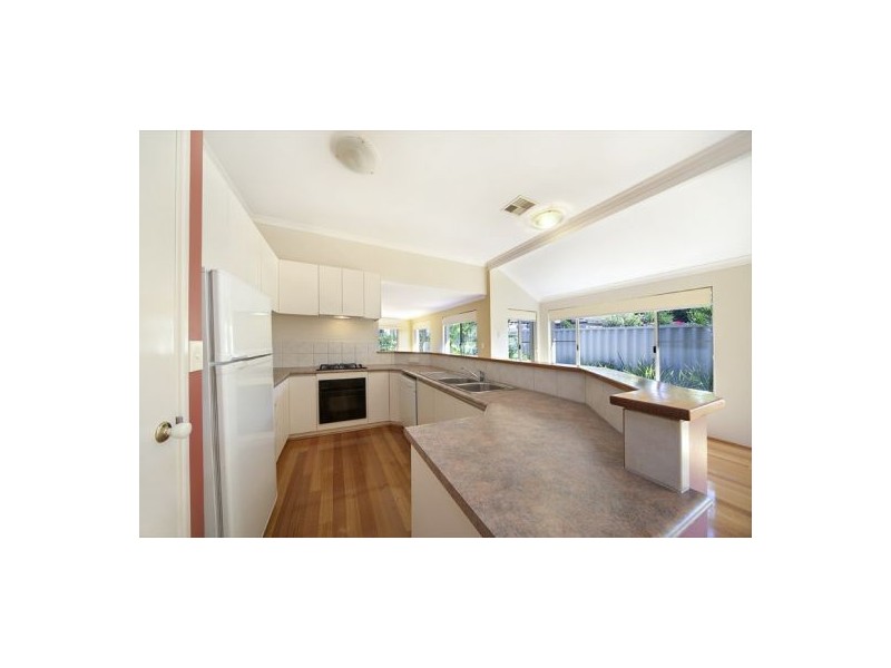 15 Baldwin Street, Como WA 6152