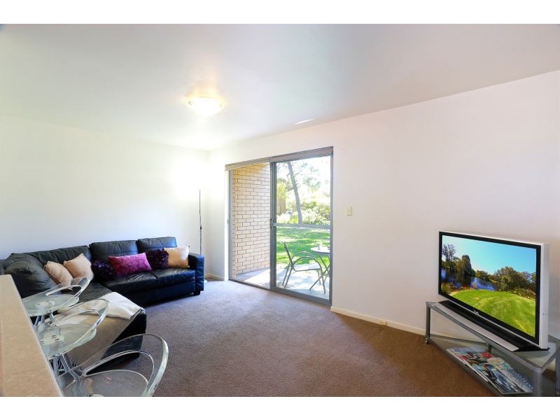 3/9 Clydesdale Street, Como WA 6152