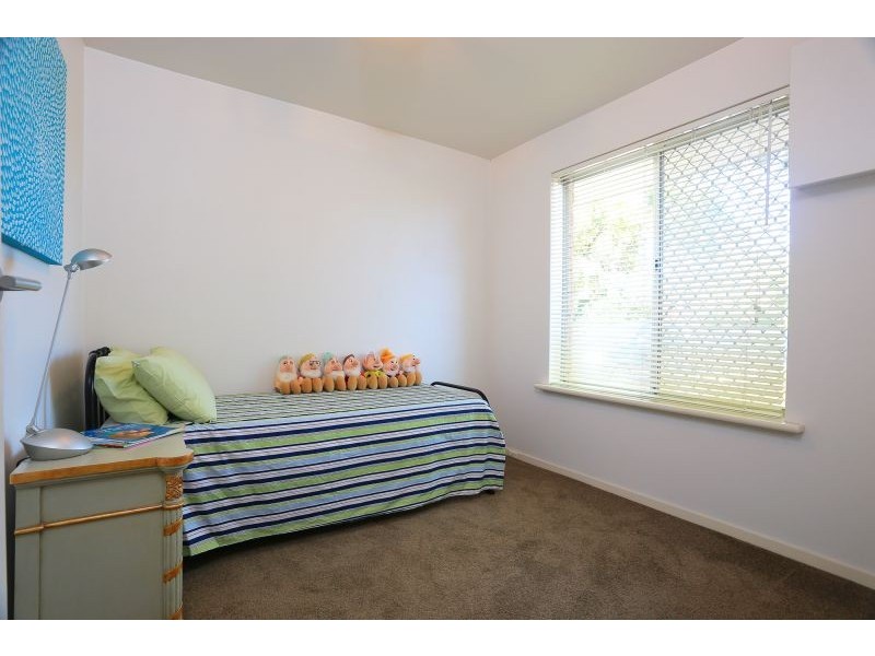 3/9 Clydesdale Street, Como WA 6152