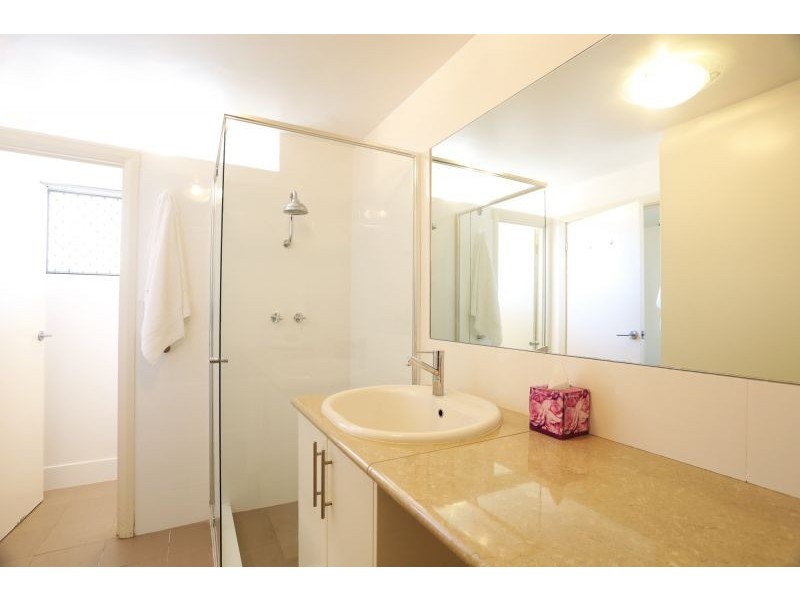 3/9 Clydesdale Street, Como WA 6152