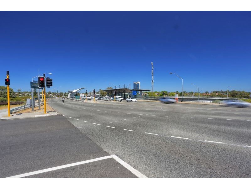 3/9 Clydesdale Street, Como WA 6152