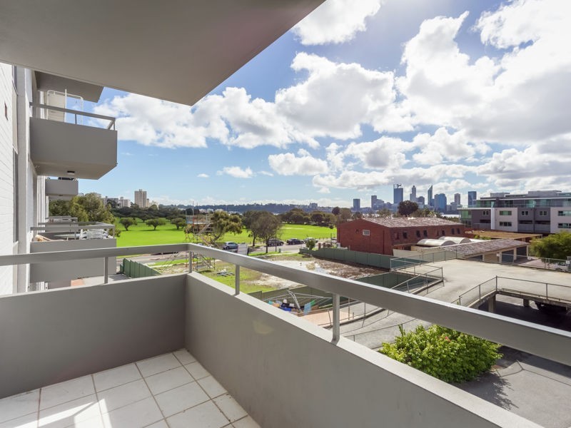 9/240 Mill Point Rd, South Perth WA 6151