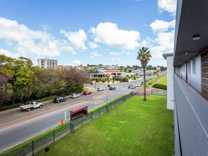 9/240 Mill Point Rd, South Perth WA 6151
