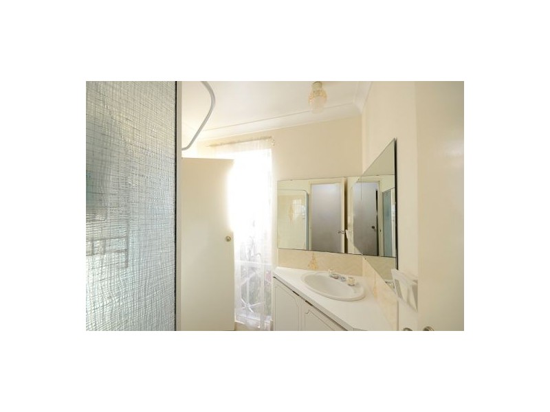 2/75 Thelma Street, Como WA 6152