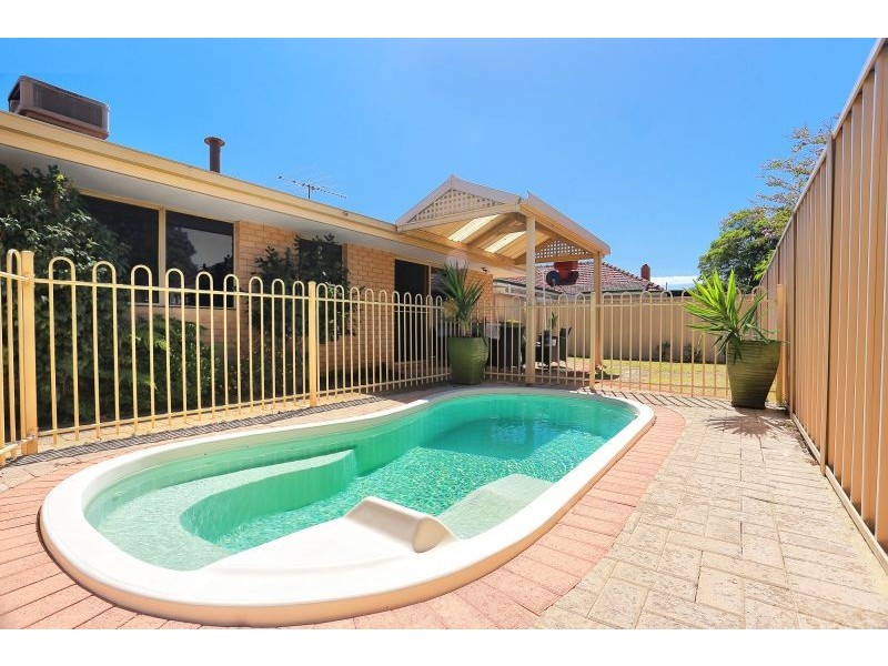 11a Cale Street, Como WA 6152