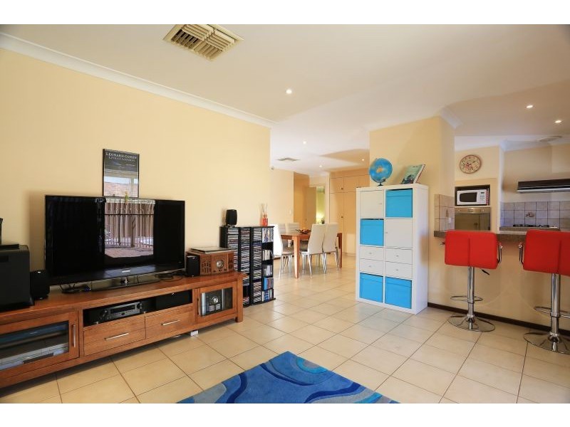 11a Cale Street, Como WA 6152