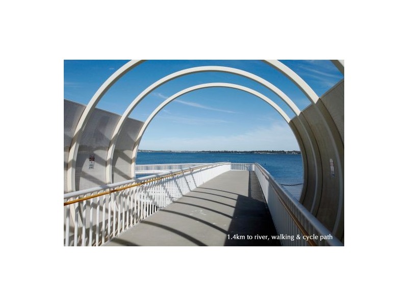 3 Monash Avenue, Como WA 6152