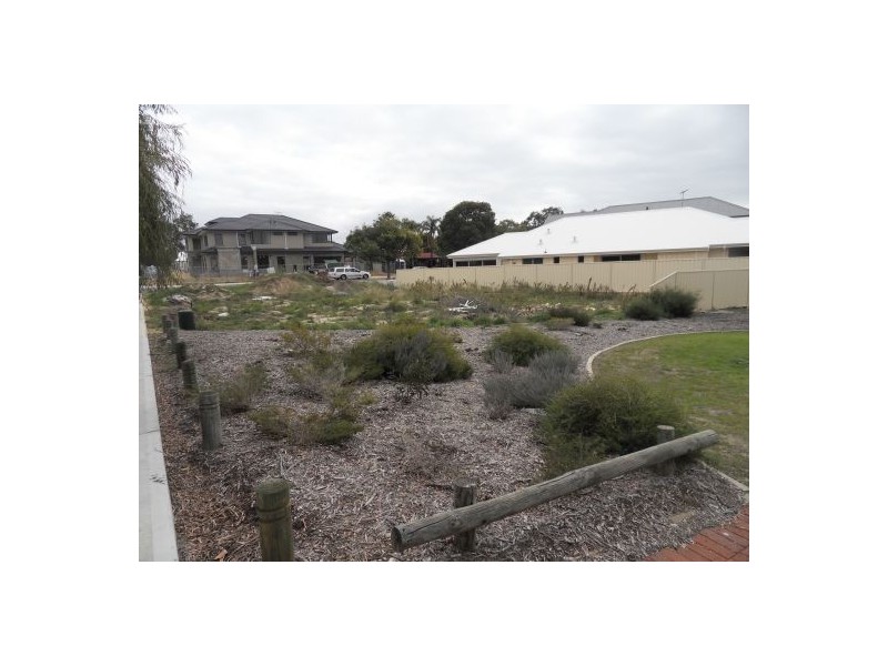 18 Godwin Avenue, Manning WA 6152