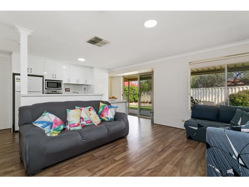 79b Cloister Ave, Manning WA 6152