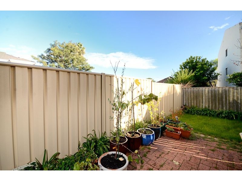 4/348 Mill Point Road, South Perth WA 6151