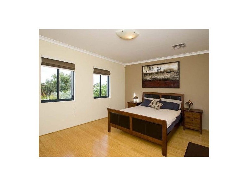 4 Kamman Lane, Mosman Park WA 6012