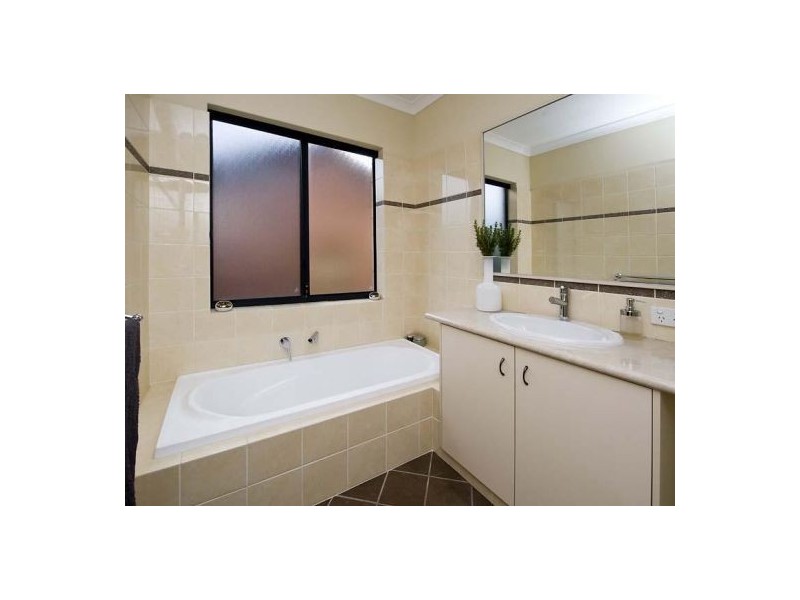 4 Kamman Lane, Mosman Park WA 6012