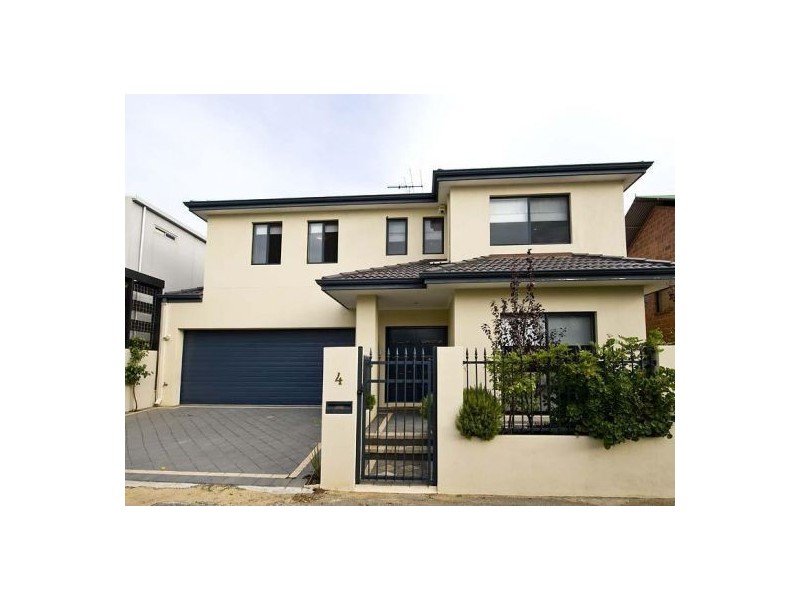 4 Kamman Lane, Mosman Park WA 6012