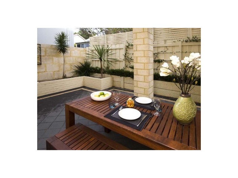 4 Kamman Lane, Mosman Park WA 6012