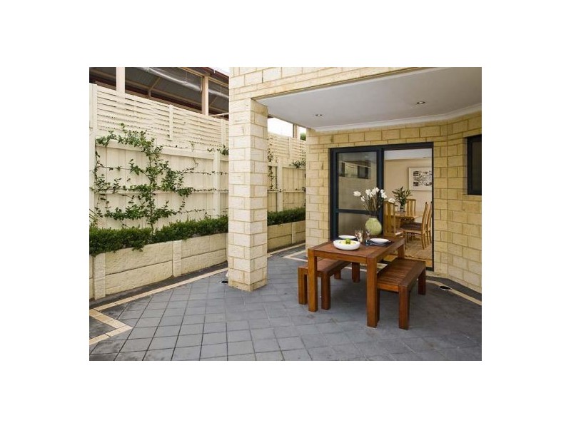 4 Kamman Lane, Mosman Park WA 6012