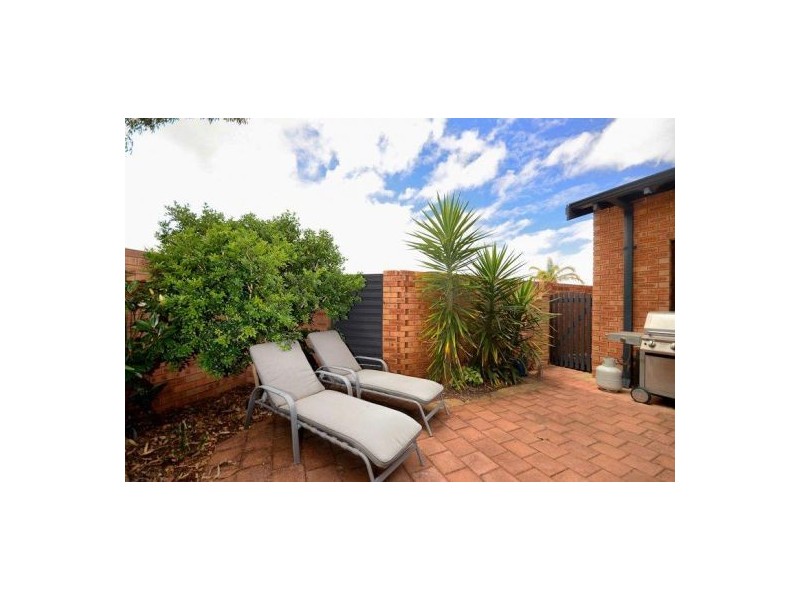 1/70 Strickland Street, South Perth WA 6151