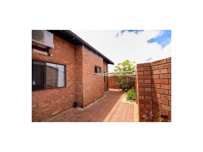 1/70 Strickland Street, South Perth WA 6151
