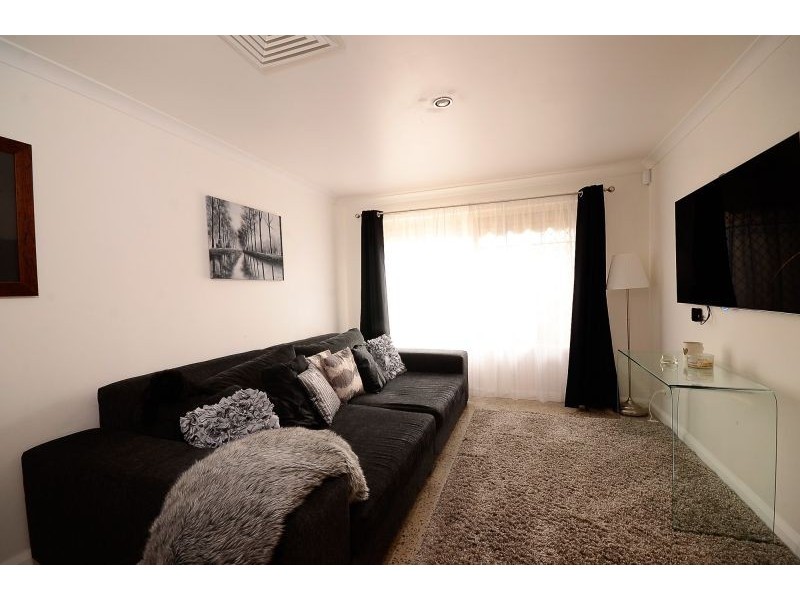 13 Burnett Road, Manning WA 6152