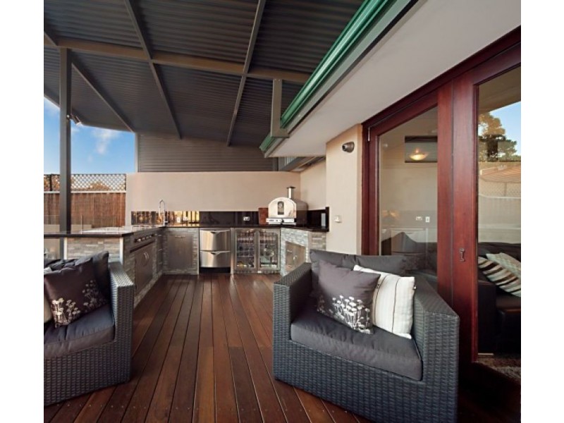 13 Burnett Road, Manning WA 6152
