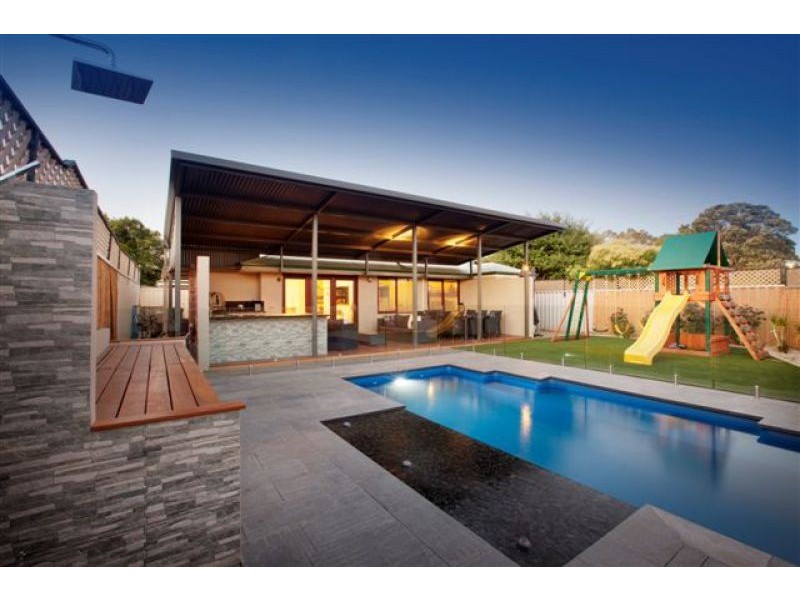13 Burnett Road, Manning WA 6152
