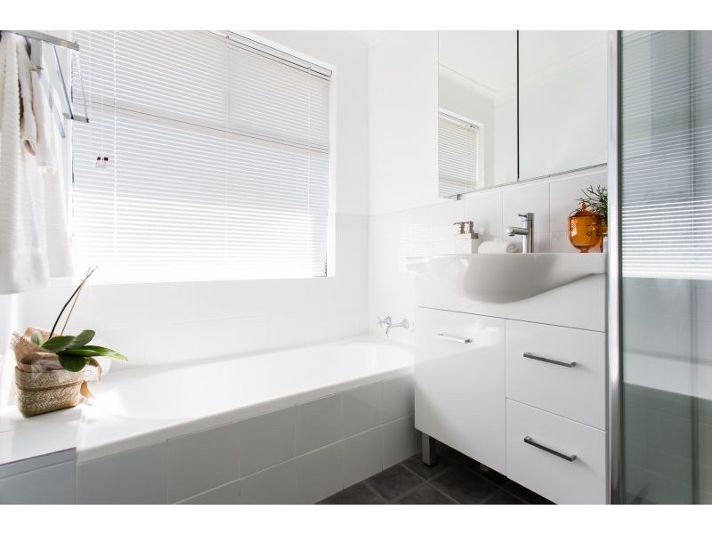 5 Ellesmere Circuit, Success WA 6164