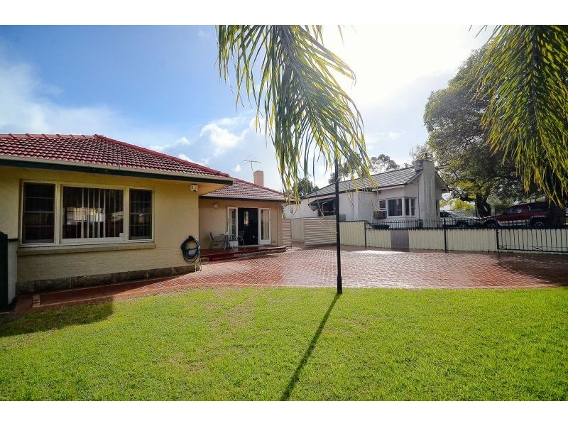 108 Thelma Street, Como WA 6152