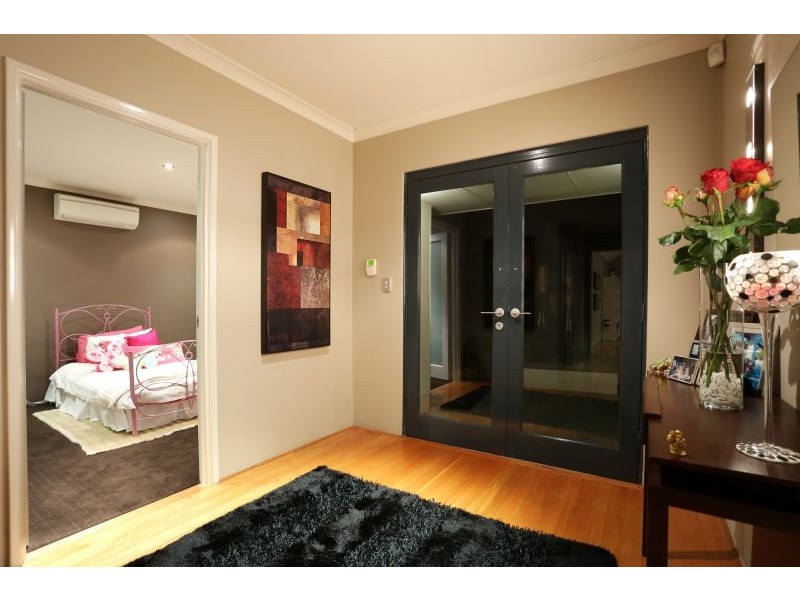 186 Wright Road, Harrisdale WA 6112