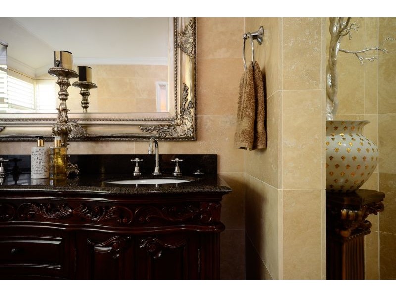 7 Mullingar Close, Waterford WA 6152