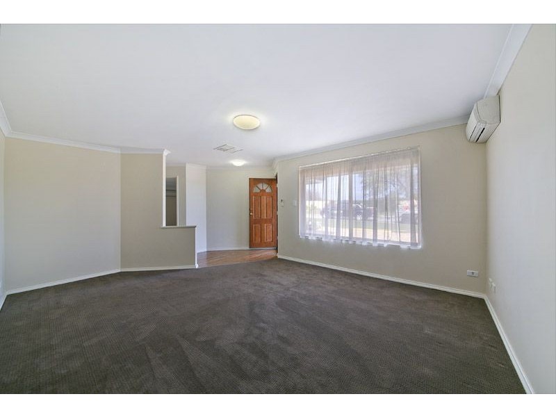 5 Sciano Avenue, Success WA 6164